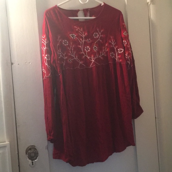 Dress - Picture 2 of 5